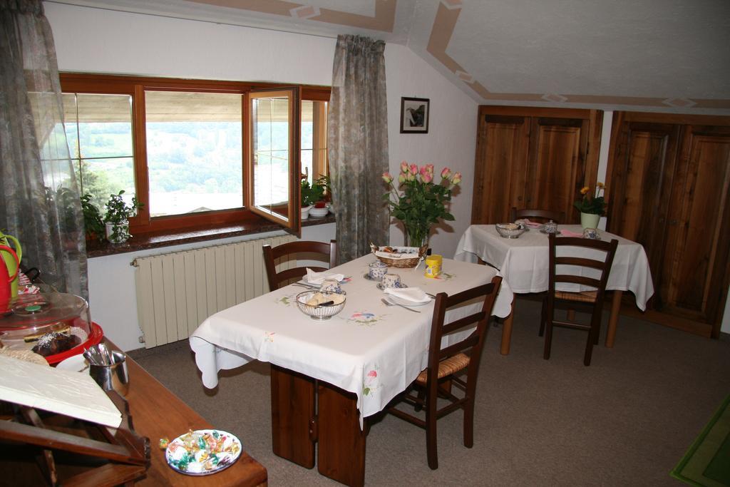 B&B Les Fleurs Gignod Exterior photo